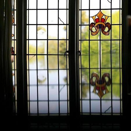 ניוקאסל אנדר ליים Oyo Clayton Lodge מראה חיצוני תמונה